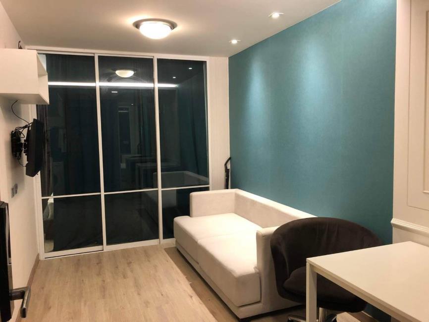 Inter Lux Residence ทีวี โซฟา.jpg