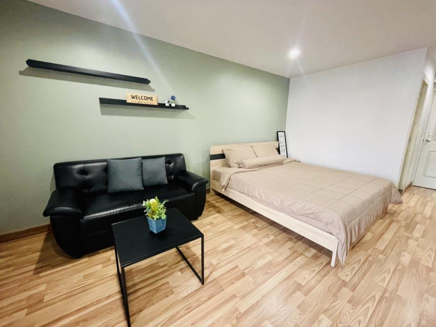 Regent Home 19 Sukhumvit 93 โซฟา เตียงนอน.jpg