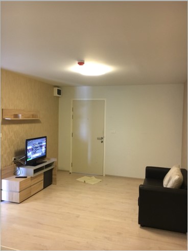 Aspire Wutthakat  โซฟา ทีวี.jpg