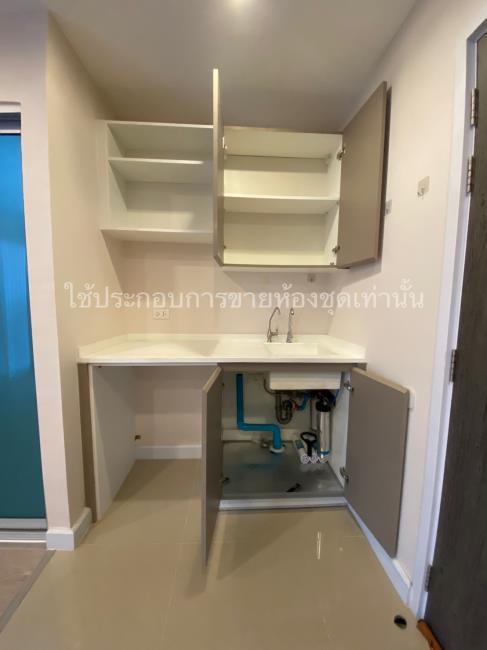 (เมโทรลักซ์ พหลโยธิน-สุทธิสาร) เคาน์เตอร์ครัว.jpg