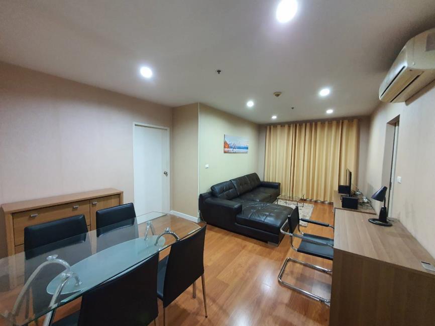 Condo One X Sukhumvit 26 โตีะอาหาร.jpg