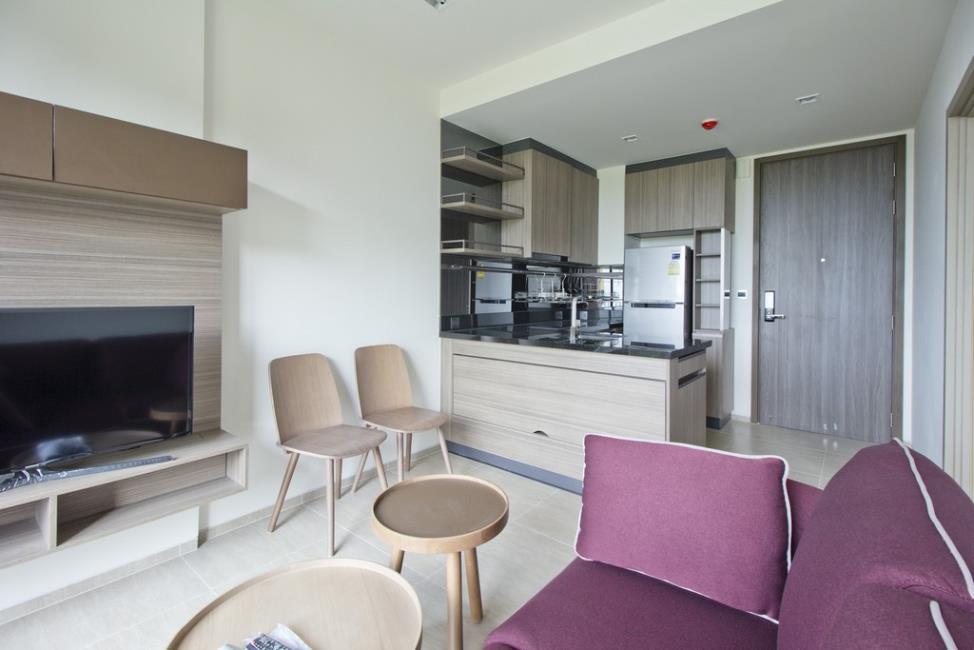 Mori Haus  ทีวี โซฟา ครัว.JPG