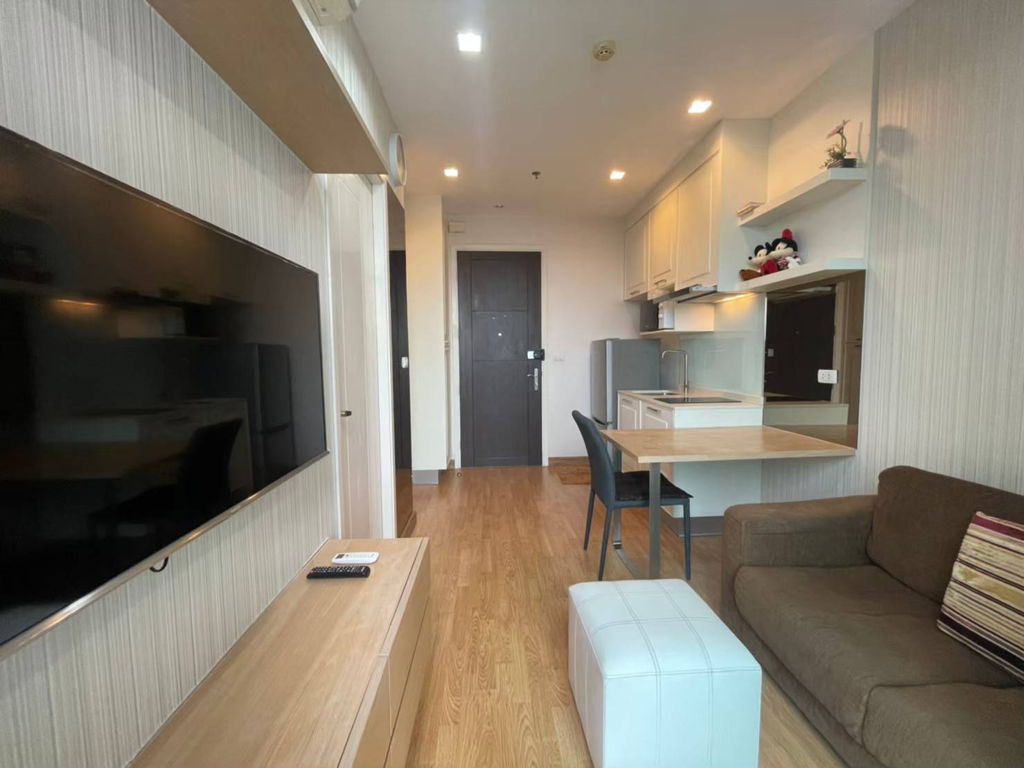 Q House Sukhumvit 79 ภายในห้อง.jpg