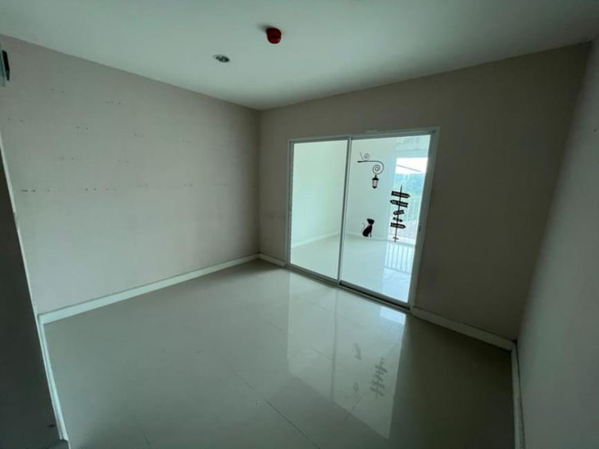 Metro Park Sathorn มุมห้อง.jpg