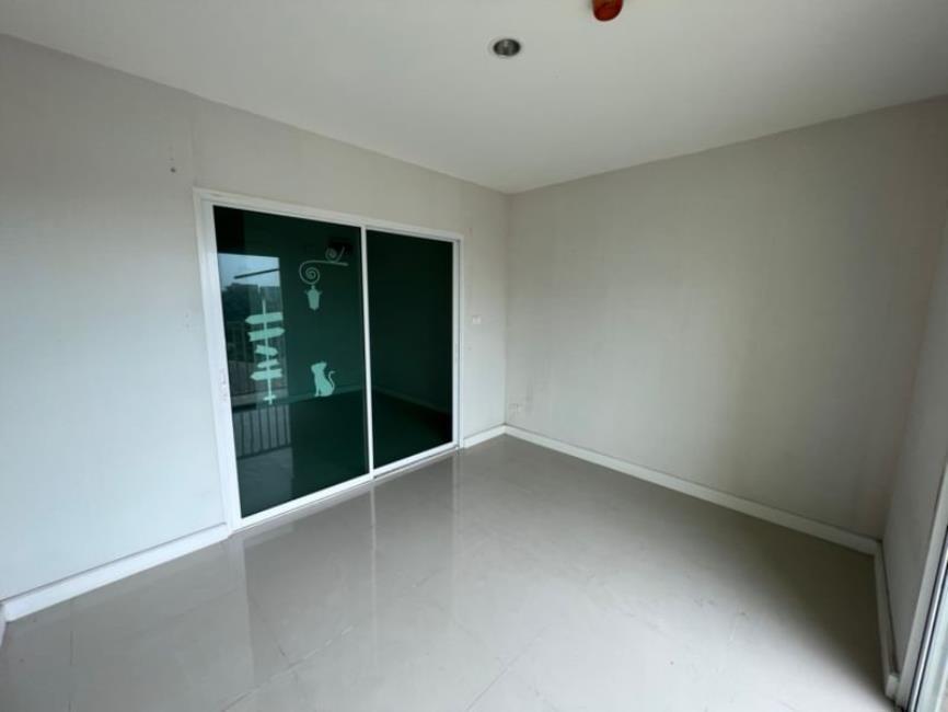 Metro Park Sathorn ภายในห้อง.jpg