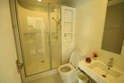 (เดอะ รูม รัชดา-ลาดพร้าว) ห้องน้ำ (2).jpg