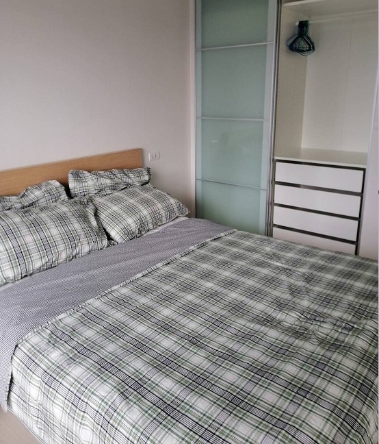 Aspire Sukhumvit 48 เตียง.jpg