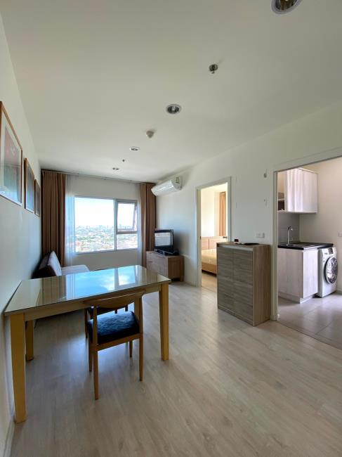 Aspire Sathorn Thapra โต๊ะอาหาร.jpg