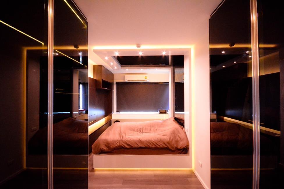 The Stage Taopoon Interchange เตียงนอน.jpg