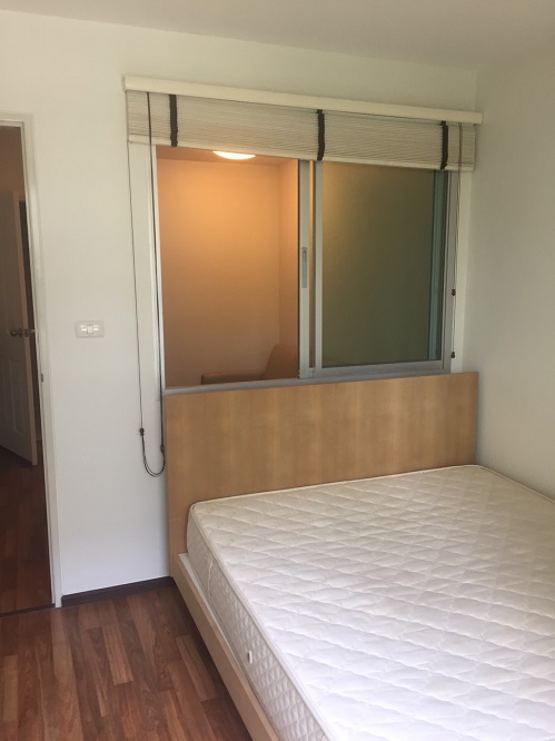 -45 Condo U Ratchayothin เตียง.jpg