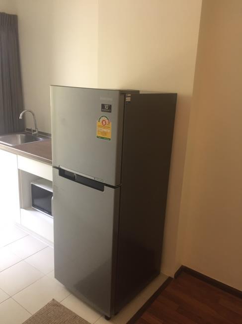 Condo U Ratchayothin ตู้เย็น.jpg