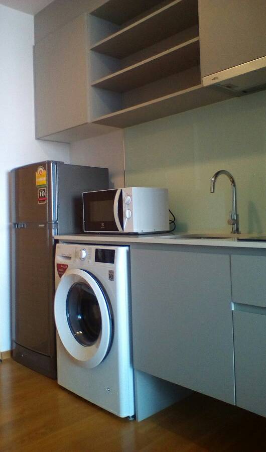 Noble Revo Silom ครัว.jpg