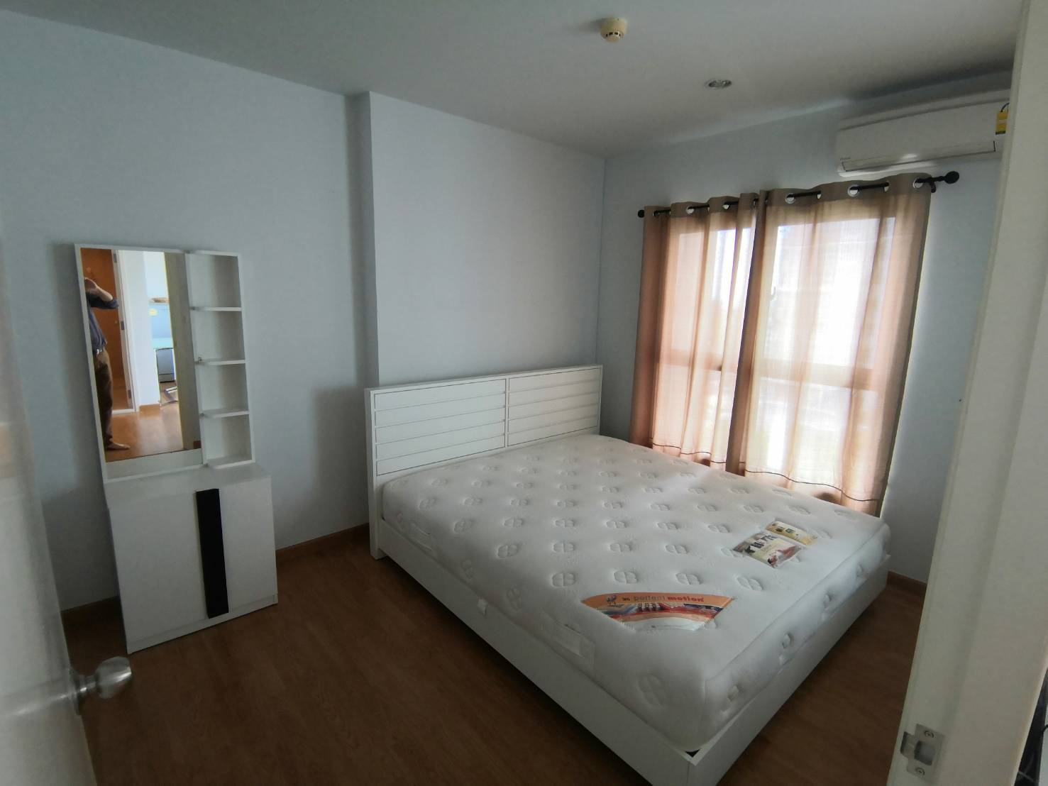 (เดอะ พาร์คแลนด์ เพชรเกษม) เตียงนอน.jpg