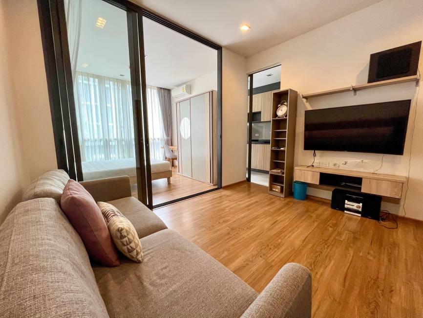 (ฮาสุ เฮ้าส์) ห้องนั่งเล่น (2).jpg