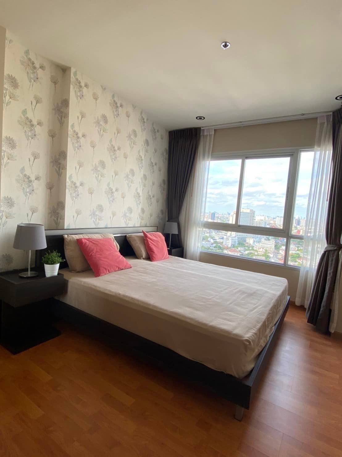 (เดอะ เพรสซิเดนท์ สาทร-ราชพฤกษ์ 3) ห้องนอน.jpg