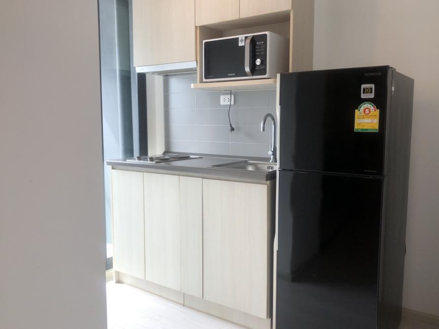 Ideo Mobi Wongsawang - Interchange  ครัว.jpg