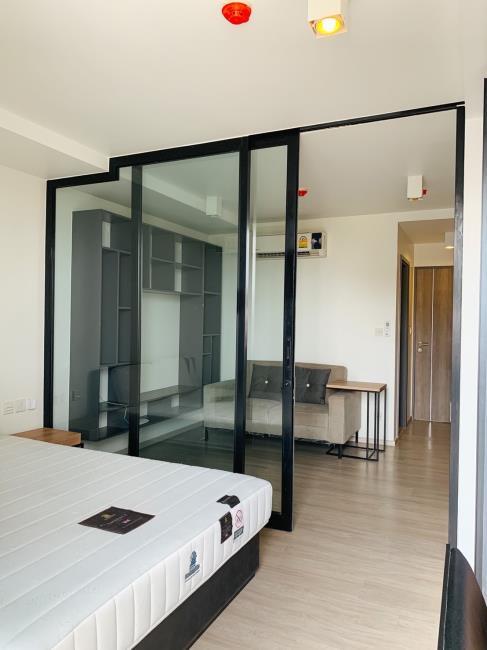 Maestro 02 Ruamrudee มุมเตียง.jpg