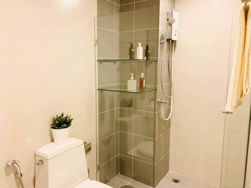 Ideo Mobi Wongsawang - Interchange ห้องน้ำ.jpg