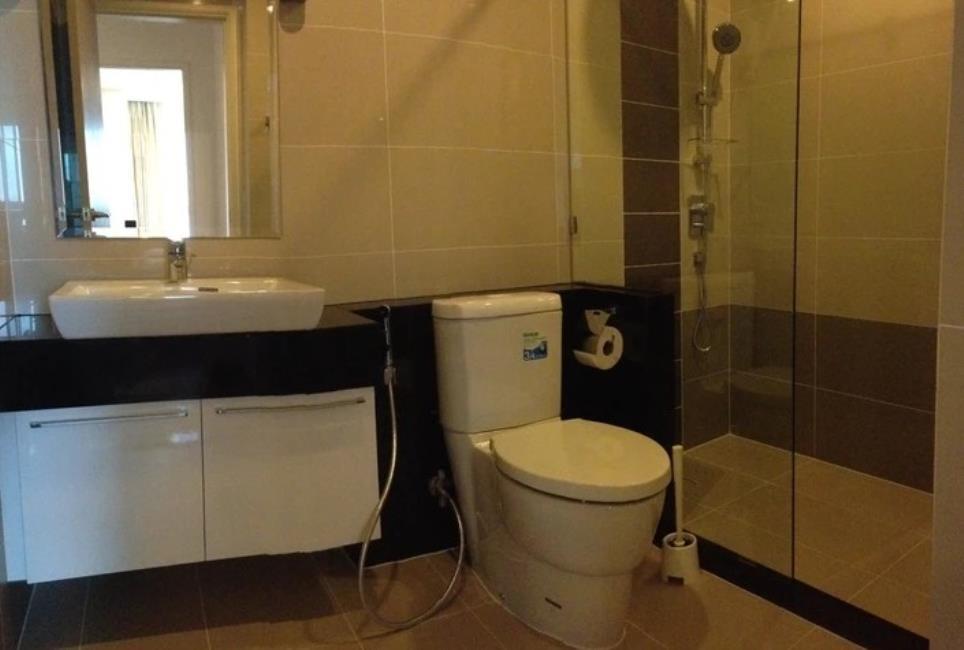 Supalai Elite Sathorn - Suanplu ห้องน้ำ.jpg