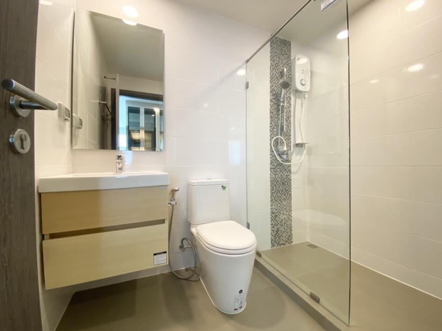 (เมโทร ลักซ์ โรสโกลด์ พหลฯ-สุทธิสาร) ห้องน้ำ.jpg