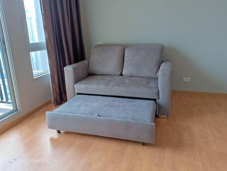 (เดอะ เพรสซิเดนท์ สาทร-ราชพฤกษ์ 3) โซฟา.jpg