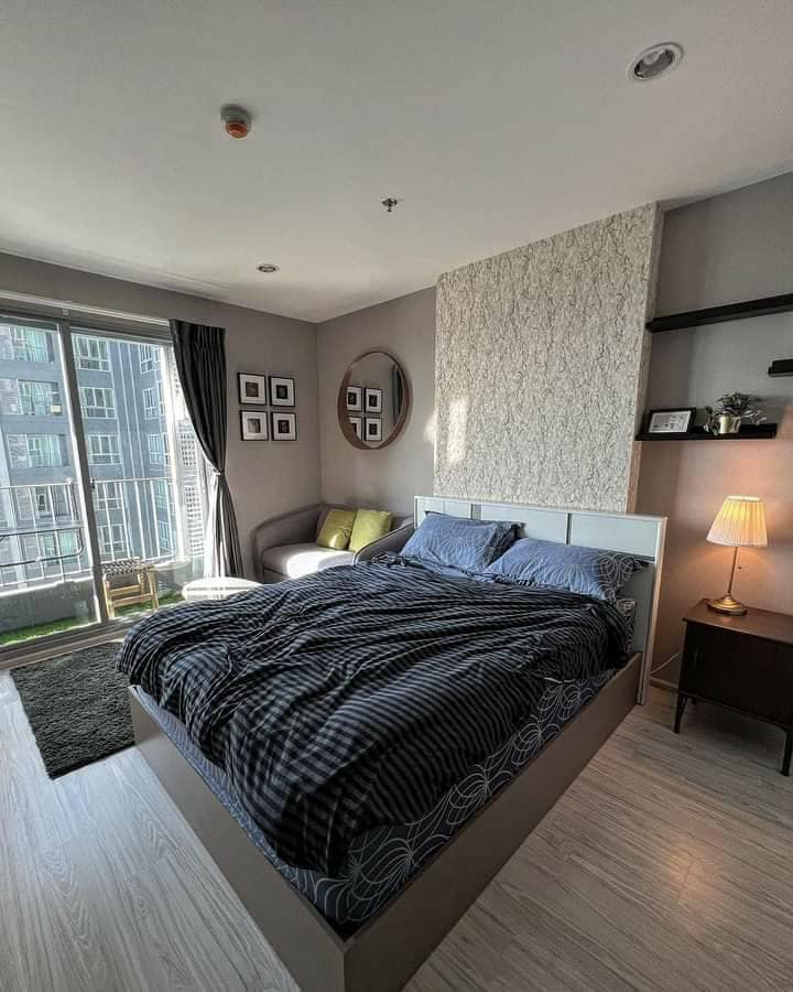 (ไอดีโอ โมบิ บางซื่อ แกรนด์ อินเตอร์เชนจ์) เตียง..jpg