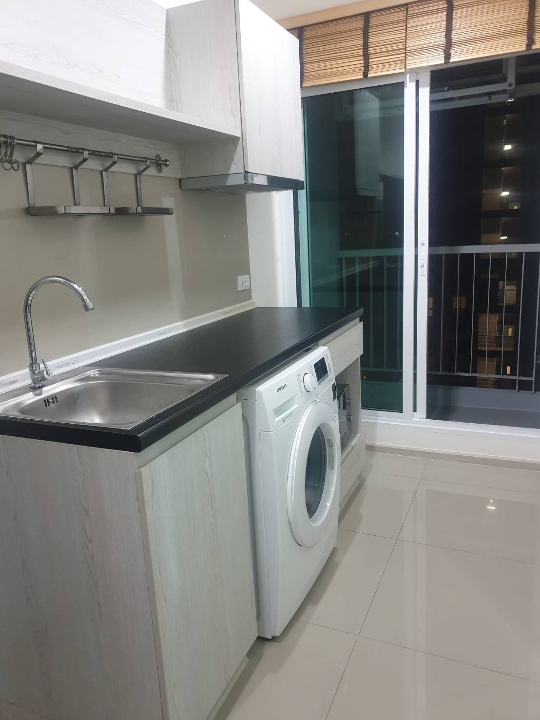 (แอสปาย เอราวัณ) ครัว.jpg