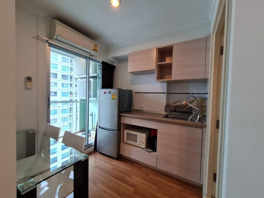 ลุมพินี พาร์ค ริเวอร์ไซด์ พระราม 3 ครัว.jpg