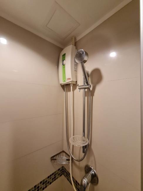 ลุมพินี พาร์ค ริเวอร์ไซด์ พระราม 3 เครื่องซักผ้า.jpg