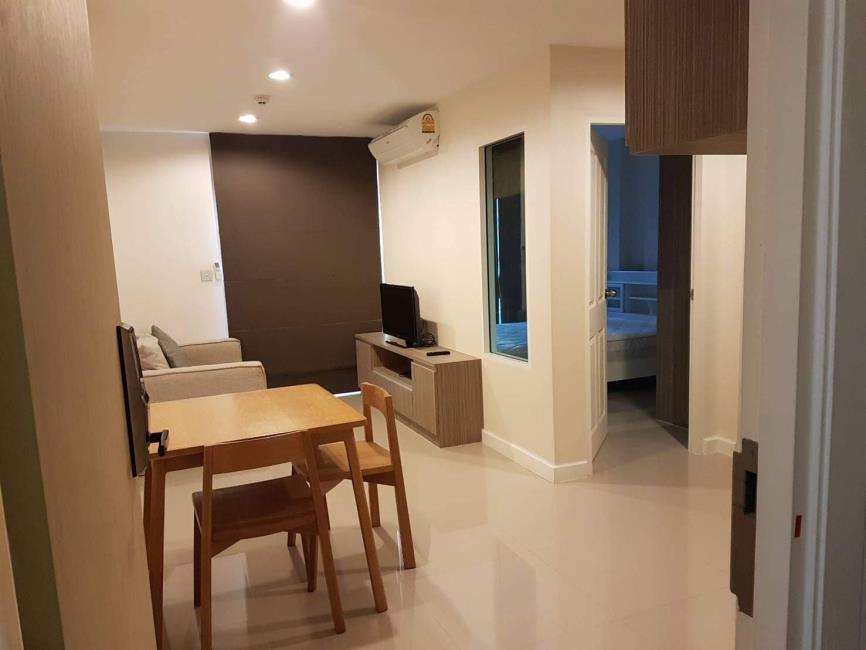 The Series Udomsuk ภายในห้อง.jpg