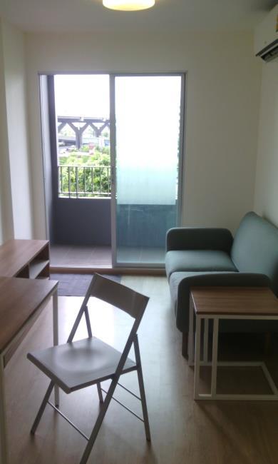 (เอลลิโอ คอนโด สุขุมวิท 64) มุมนั่งเล่น.jpg