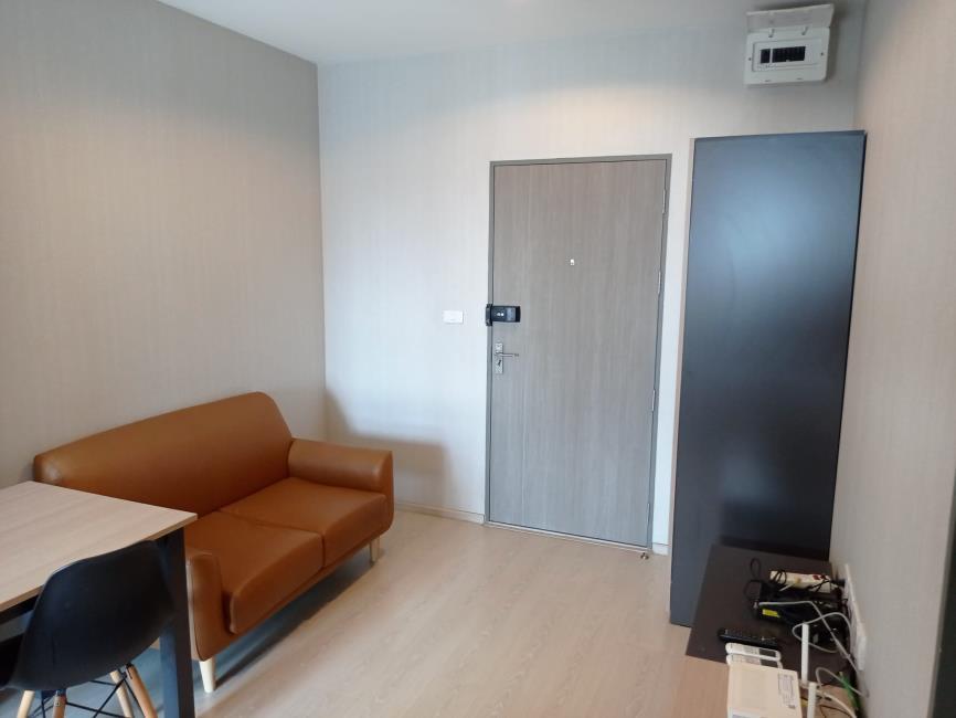 (ไอดีโอ สุขุมวิท 115) ห้องนั่งเล่น.jpg