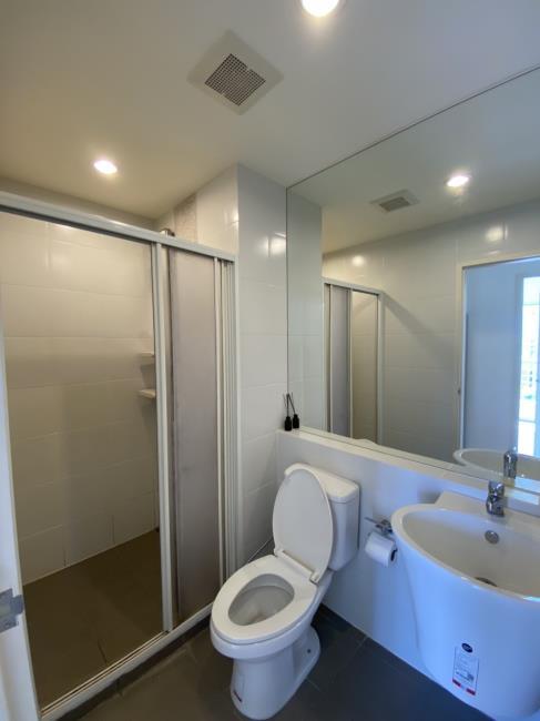 Aspire Sathorn - Taksin Timber Zone ห้องน้ำ.jpg