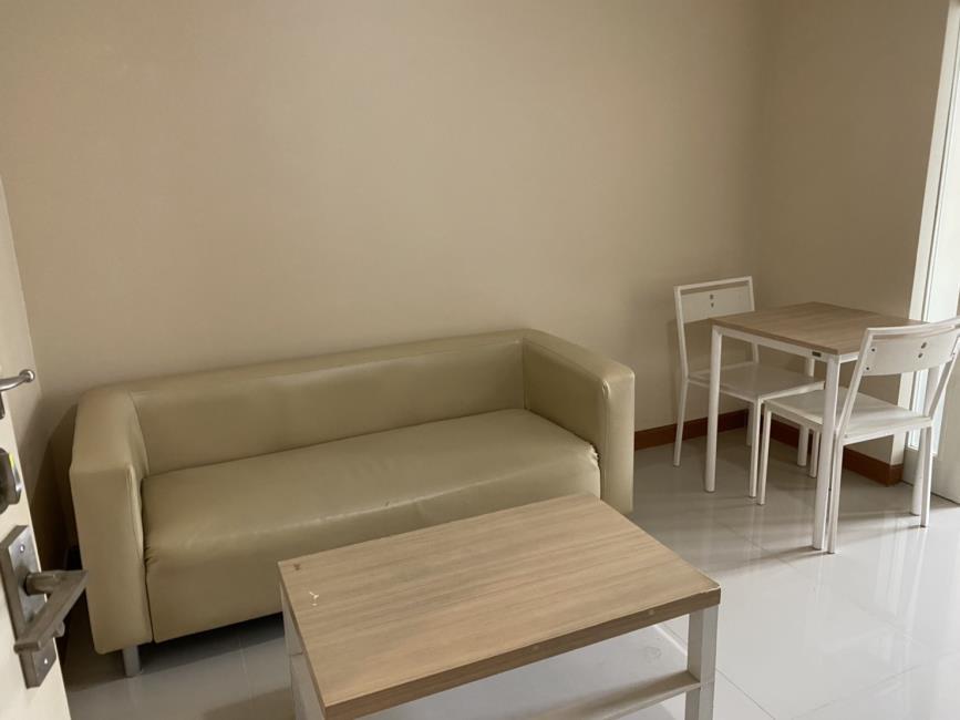 The Seed Phaholyothin  โซฟา.jpg