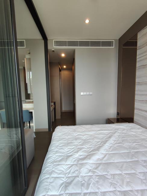 (ดิ เอส แอท สิงห์ คอมเพล็กซ์) ในห้องนอน.jpg