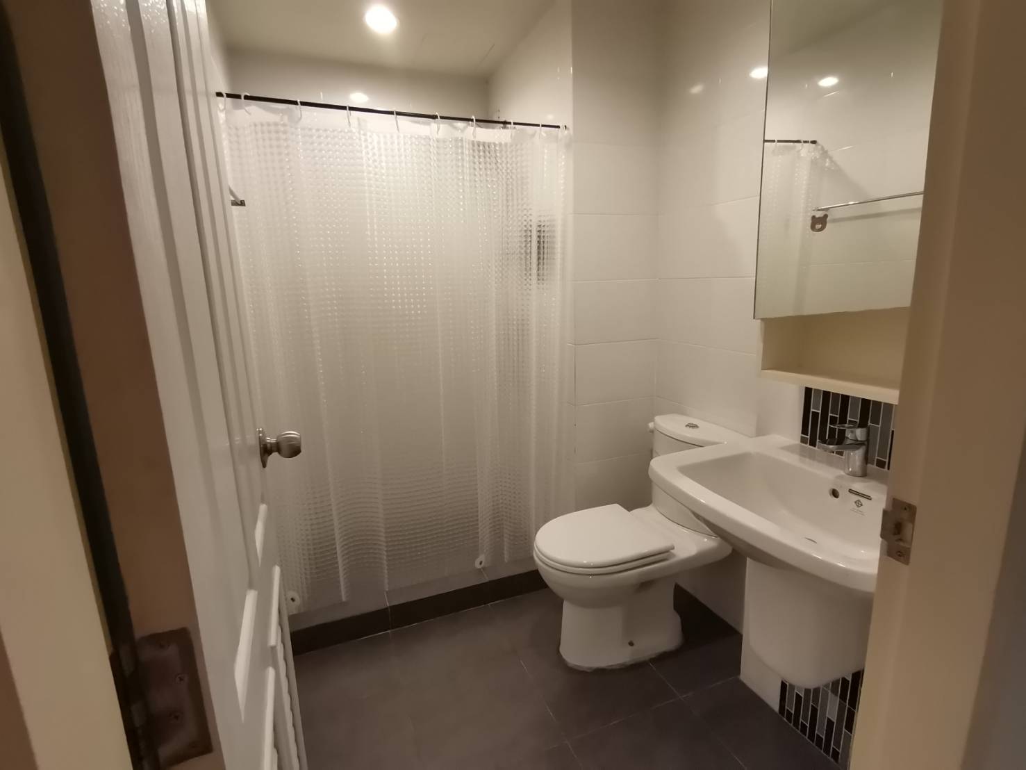 The Niche Mono Bangna ห้องน้ำ.jpg