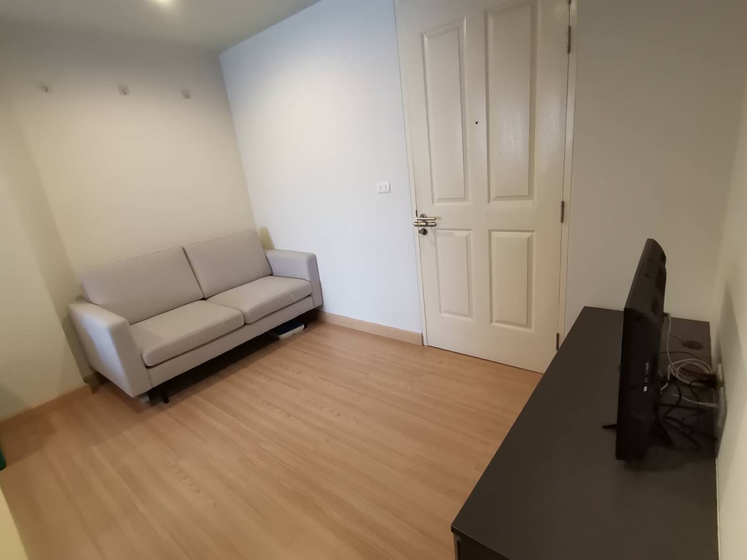 The Niche Mono Bangna โซฟา.jpg