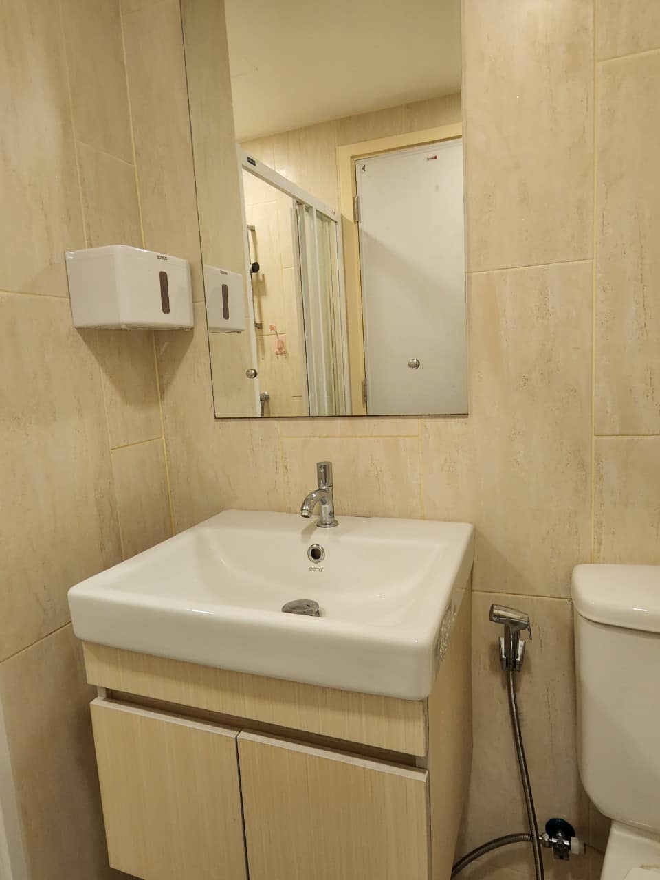 (แอทโมซ ลาดพร้าว 71) อ่างล้างหน้า.jpg