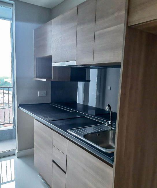 The Metropolis Samrong Interchange ครัว.jpg