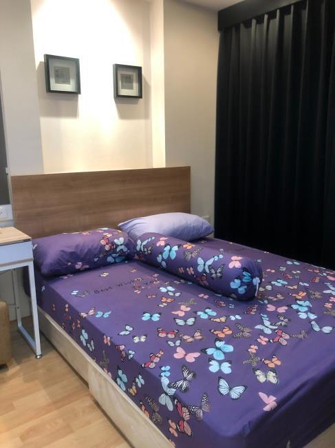 (คาซ่า คอนโด อโศก-ดินแดง) เตียงนอน.jpg