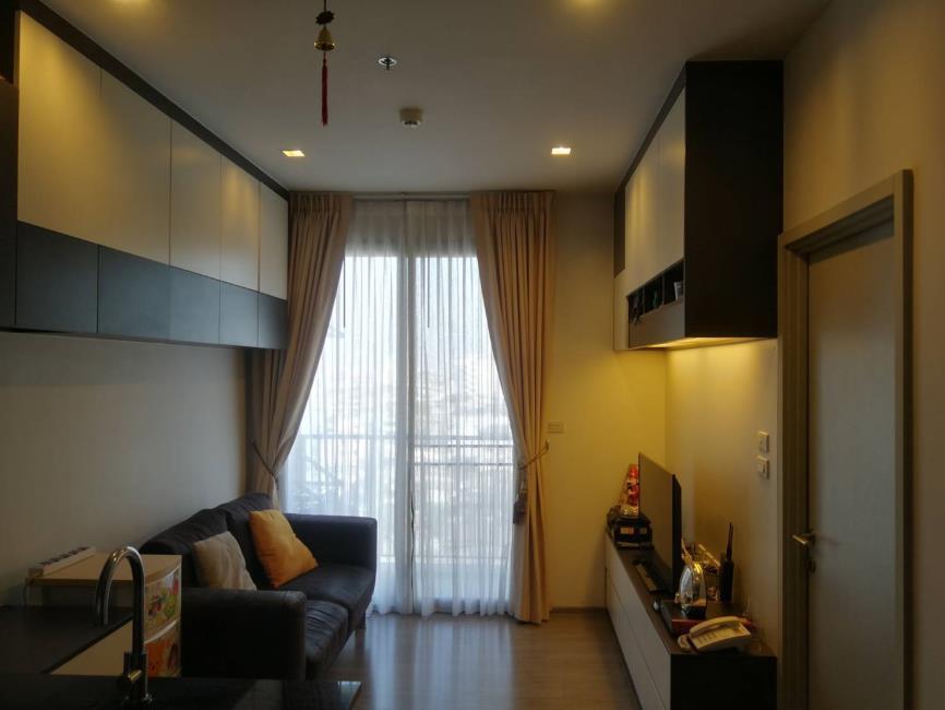 Nye by Sansiri โซฟา ทีวี.jpg