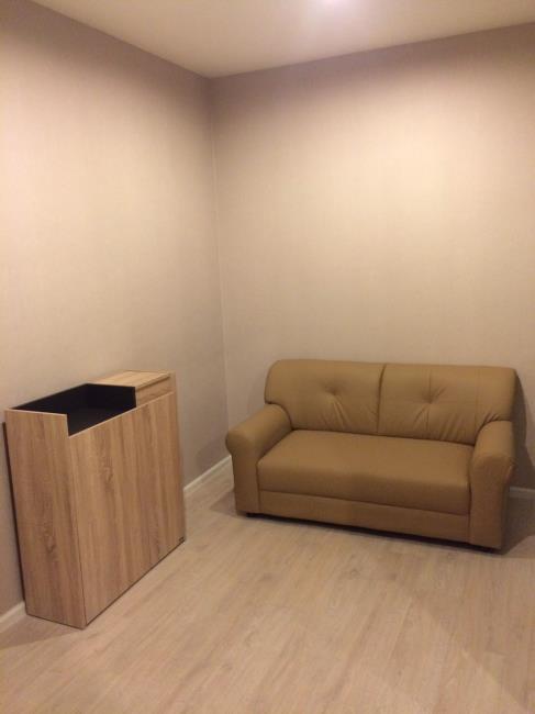 Aspire Sathorn Thapra โซฟา ตู้รองเท้า.jpg