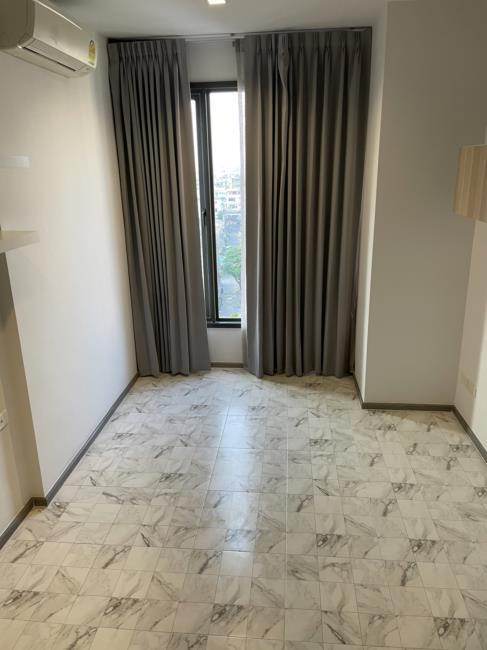 Nye by Sansiri  ในห้อง.jpg