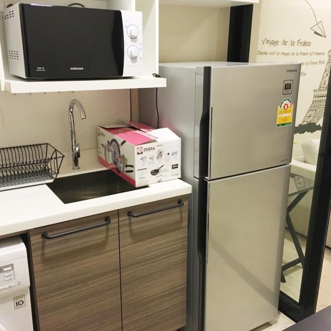 Condolette Midst Rama 9 ครัว.jpg