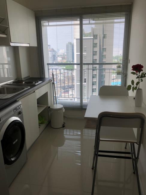 Aspire Sukhumvit 48 ภายในห้องครัว.jpg