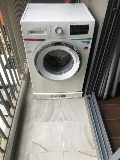 C Ekkamai เครื่องซักผ้า.jpg