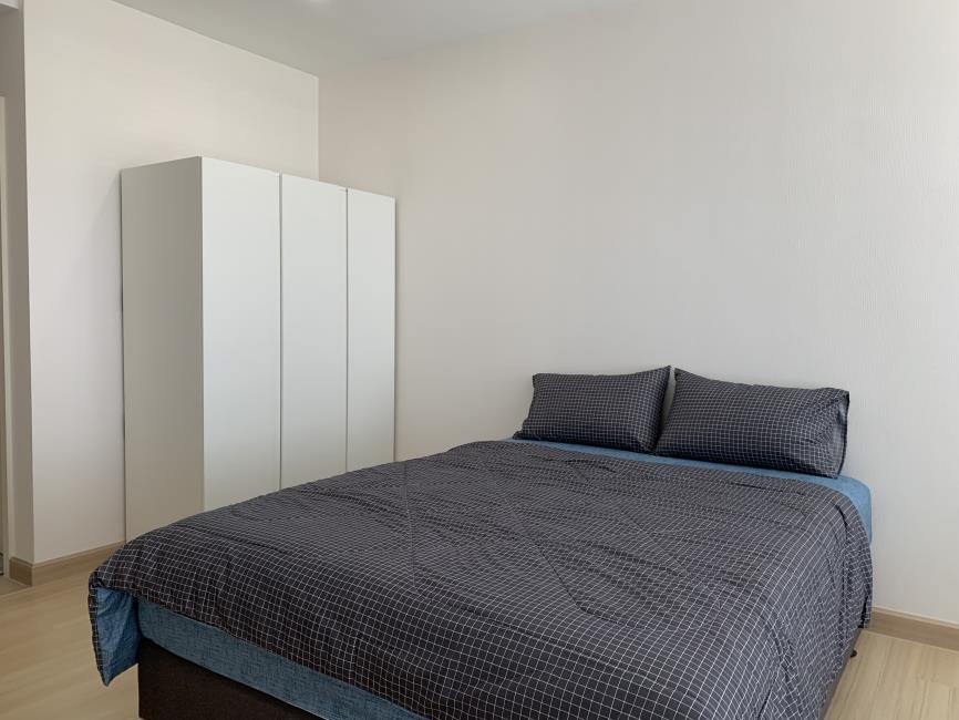 Supalai Park Talat Phlu Station  เตียง ตู้.jpg