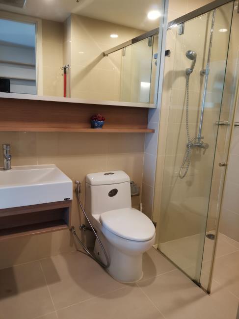 (15 สุขุมวิท เรสซิเด็นท์) ห้องน้ำ.jpg