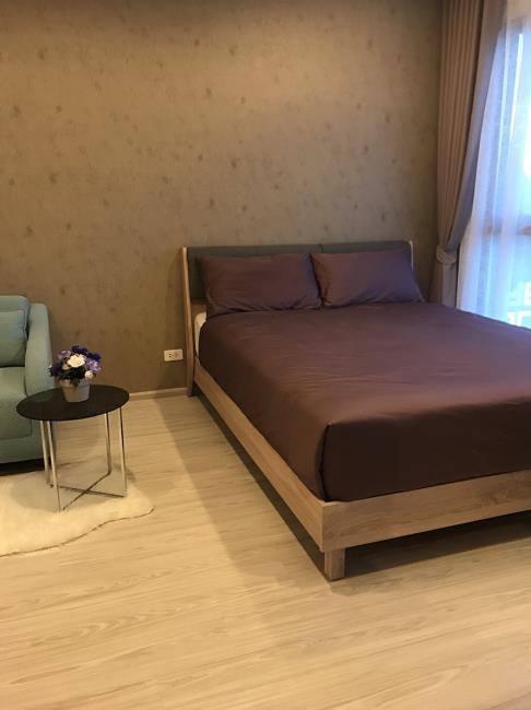 Ideo Mobi Sukhumvit Eastgate  เตียงนอน.jpg