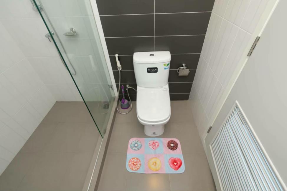 The President Sathorn-Ratchaphruek 2 ห้องน้ำ.jpg